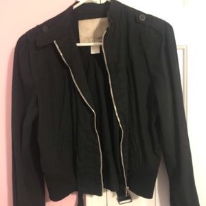 🟣 3/$30 Refuge black bomber jacket button details